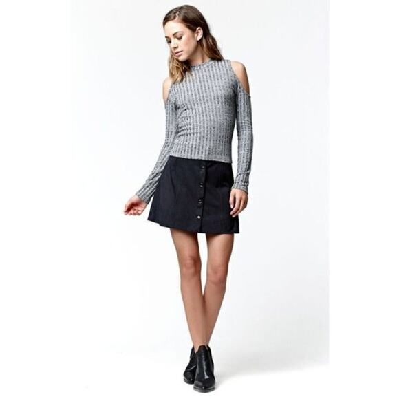 Kendall Kylie Mini Skirt A Line Snap Button Front Faux Suede Black Small - Picture 2 of 7